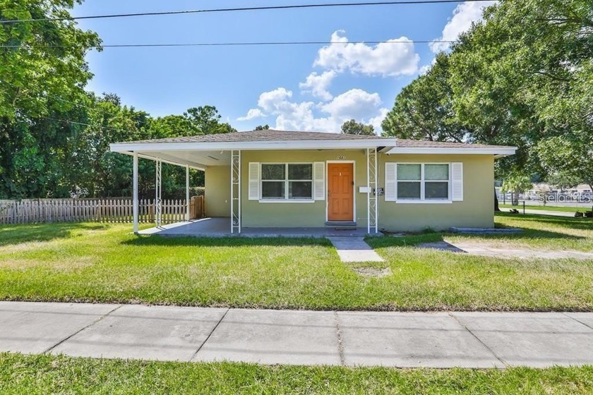 This charming 3-bedroom, 1-bathroom block home is perfect for - Beach Home for sale in St. Petersburg, Florida on Beachhouse.com