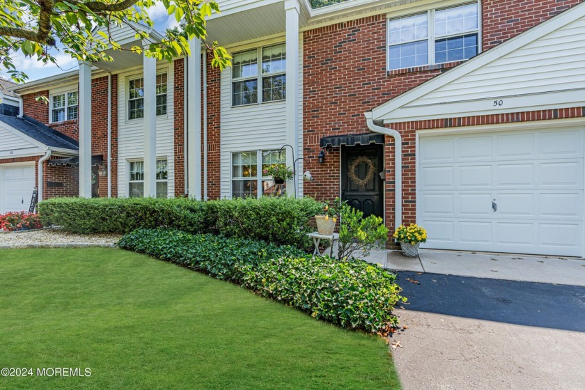 This spacious Seaview D townhome with 2 Brs, 2.5 bths and a loft - Beach Condo for sale in Spring Lake Heights, New Jersey on Beachhouse.com