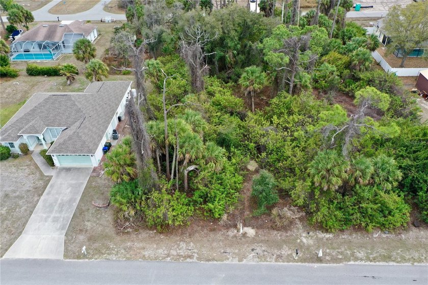 This property on Kenvil Dr is a 10,000 sqft (.23 acre) building - Beach Lot for sale in North Port, Florida on Beachhouse.com