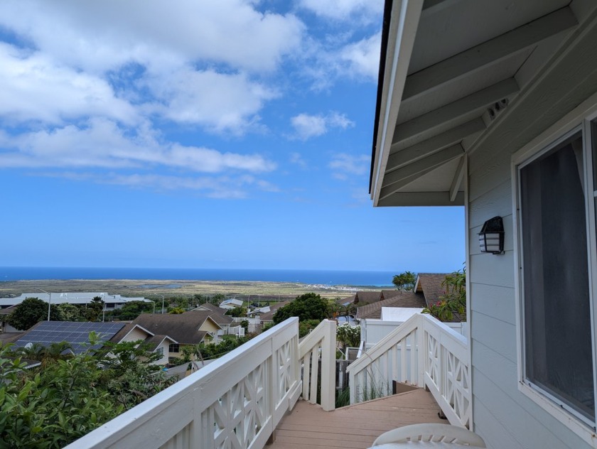 This is a leasehold property. Located in the desirable La'i'Opua - Beach Home for sale in Kailua Kona, Hawaii on Beachhouse.com