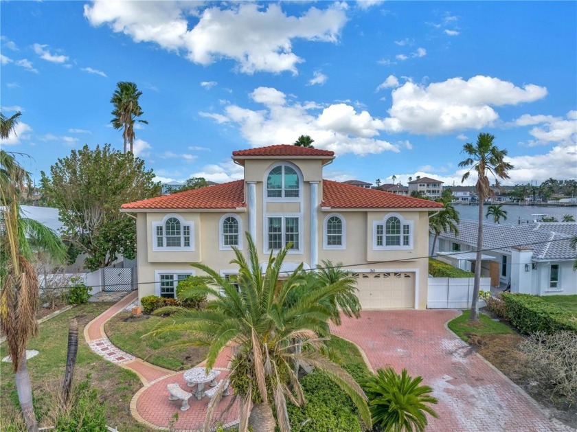 Awesome opportunity to rebuild on an incredible bayou in - Beach Home for sale in Treasure Island, Florida on Beachhouse.com