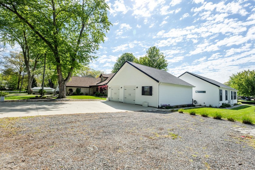Look! Paw Paw Lake!! Beautiful 3 bedroom, 2 bath home with 75 ft - Beach Home for sale in Coloma, Michigan on Beachhouse.com