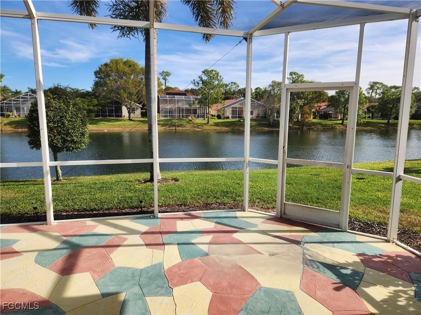 Priced to Sell! Discover This Stunning Lakefront Villa in The - Beach Home for sale in Naples, Florida on Beachhouse.com