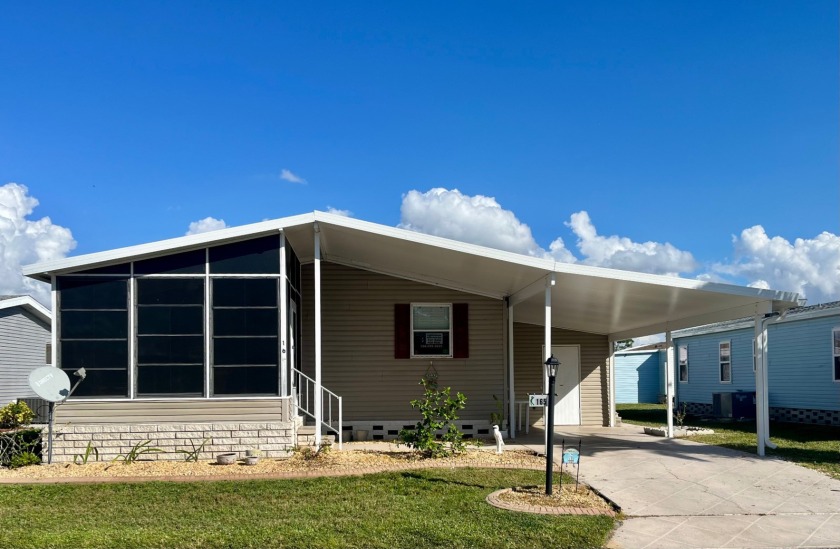 Bring your best offer! Welcome to paradise in the heart of Blue - Beach Home for sale in Punta Gorda, Florida on Beachhouse.com