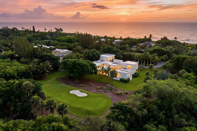 Wake up to soft natural light reflecting across water, step - Beach Home for sale in Jupiter Island, Florida on Beachhouse.com
