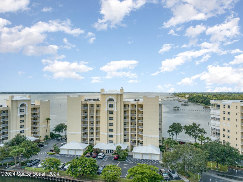 This unique waterfront condo offers breathtaking water views - Beach Condo for sale in Merritt Island, Florida on Beachhouse.com