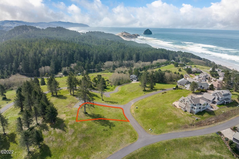 Looking to build on the Oregon Coast? This is the lot you've - Beach Lot for sale in Pacific City, Oregon on Beachhouse.com
