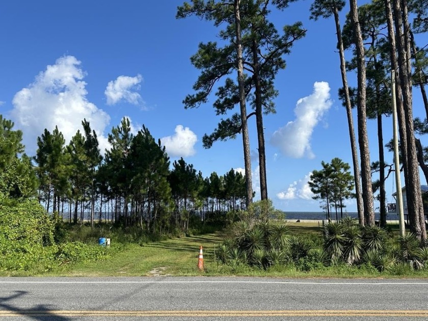 2138 Highway 98 represents a fantastic opportunity to build a - Beach Lot for sale in Carabelle, Florida on Beachhouse.com