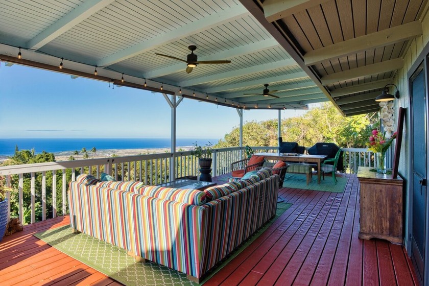 Gated Ocean View Estate in Kailua-Kona Experience breathtaking - Beach Home for sale in Kailua Kona, Hawaii on Beachhouse.com