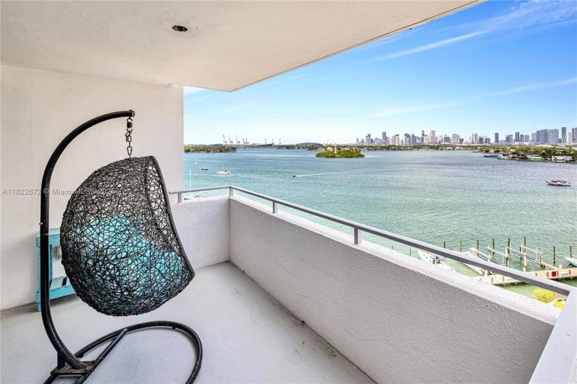 Need space? Want a view? Stellar location? This bright sunny - Beach Condo for sale in Miami Beach, Florida on Beachhouse.com