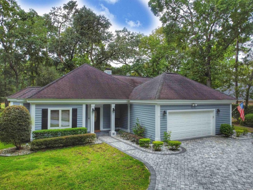 Welcome to 274 Masters Drive located on the 11th fairway of - Beach Home for sale in Pawleys Island, South Carolina on Beachhouse.com