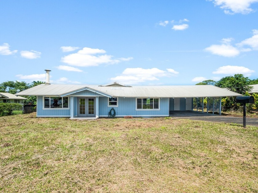**LOCATION! LOCATION! LOCATION!** Discover this newly refreshed - Beach Home for sale in Hilo, Hawaii on Beachhouse.com