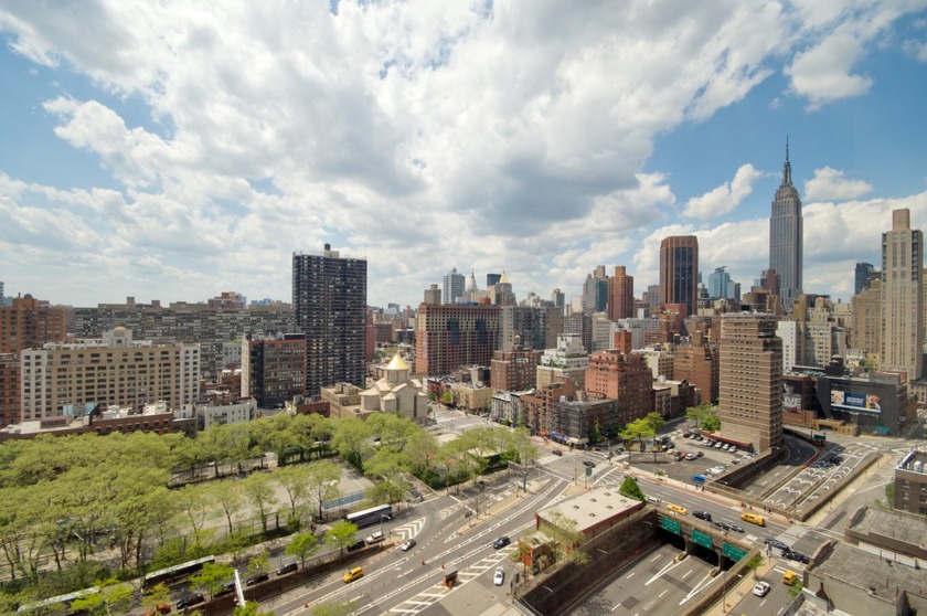 Beautiful and bright with over a 1000 sf , this one bedroom, one - Beach Apartment for sale in New York, New York on Beachhouse.com