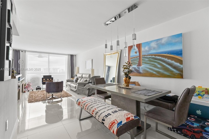2 bedroom, 2 bathroom residence featuring updated kitchen and - Beach Condo for sale in Miami Beach, Florida on Beachhouse.com