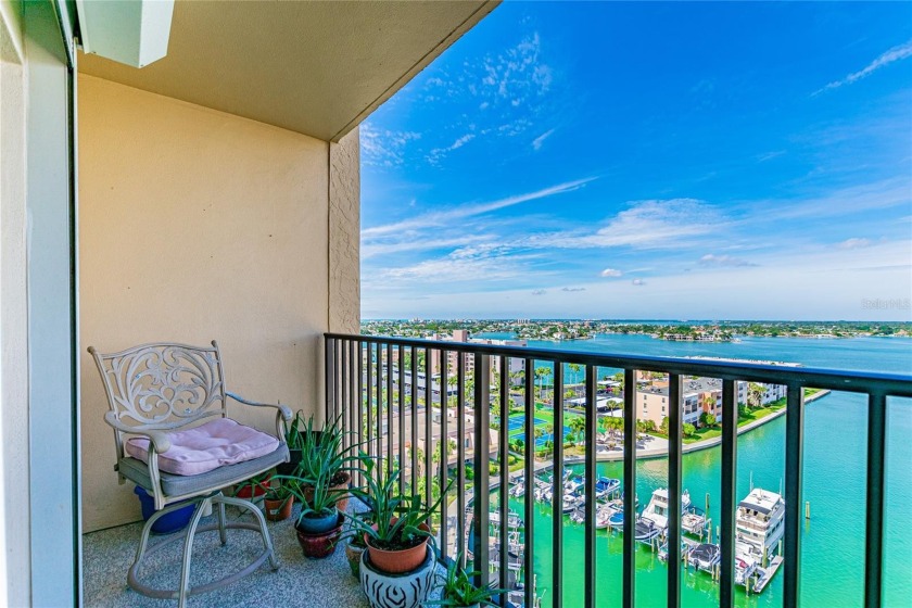 Welcome the New Year in sophistication with this stunning - Beach Condo for sale in South Pasadena, Florida on Beachhouse.com