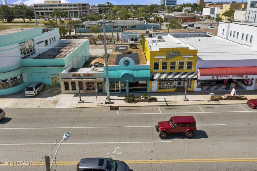 Attention small business owners and investors! Welcome to 142 W - Beach Commercial for sale in Daytona Beach, Florida on Beachhouse.com