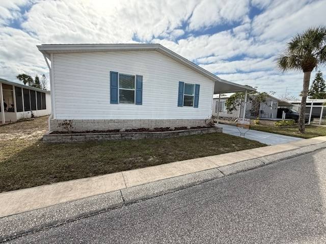 Welcome to this beautifully maintained 2-bedroom, 2-bathroom - Beach Home for sale in Tarpon Springs, Florida on Beachhouse.com