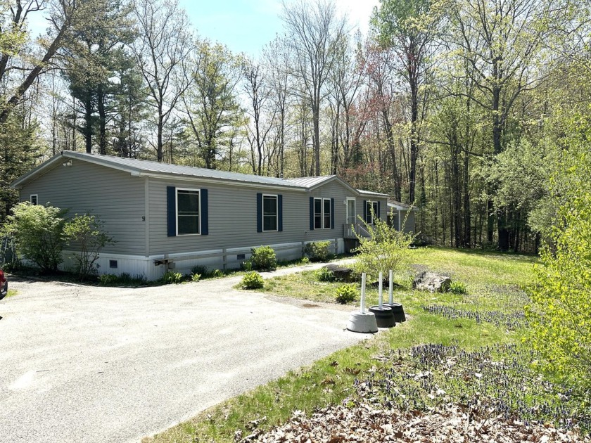 Charming 2001 Double Wide in the Desirable High Pine Mobile Home - Beach Home for sale in Wells, Maine on Beachhouse.com