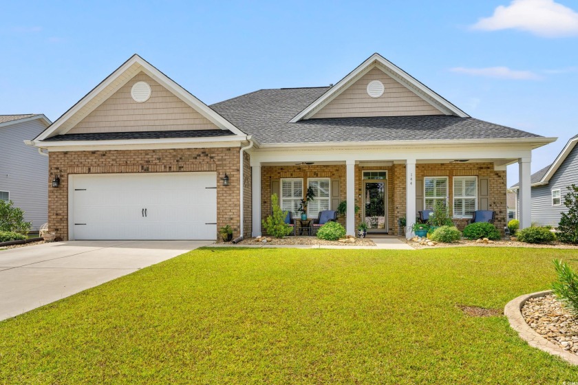 Welcome to 144 Crabapple Drive in the desirable Oak Hollow - Beach Home for sale in Longs, South Carolina on Beachhouse.com