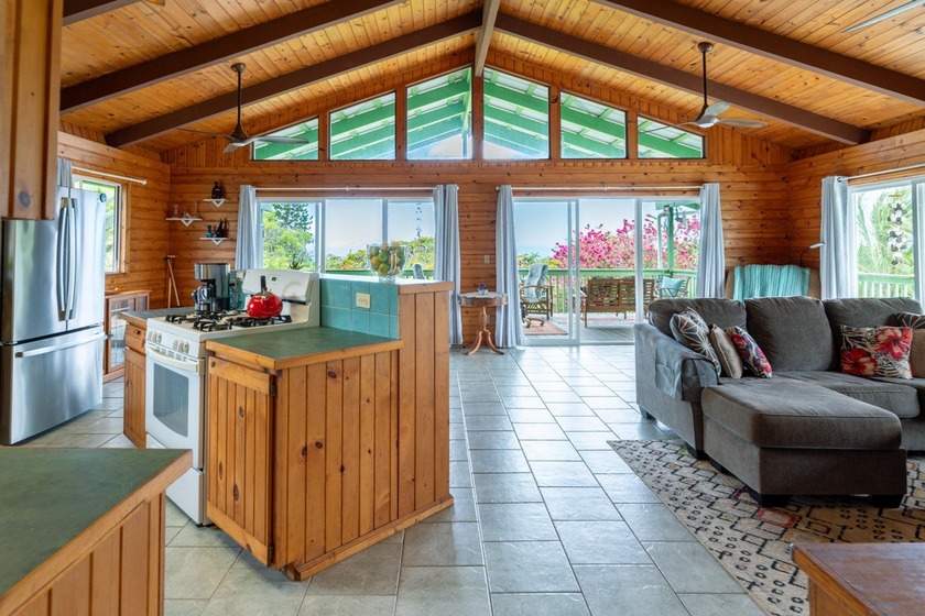 Largest Residential Yard in Na'alehu | Home + Adjoining Lot | - Beach Home for sale in Naalehu, Hawaii on Beachhouse.com