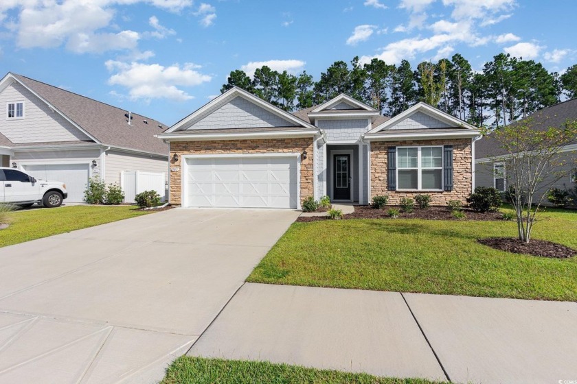 Must see!  Amazing 3-bedroom/2-bathroom home located in Vann's - Beach Home for sale in Murrells Inlet, South Carolina on Beachhouse.com