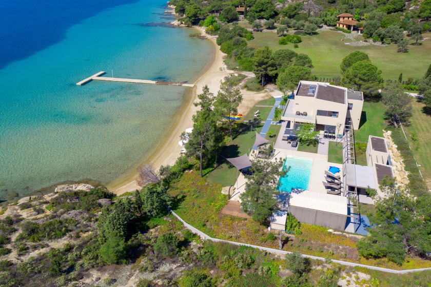 Villa Lagoni - Beach Vacation Rentals in Halkidiki, Halkidiki on Beachhouse.com