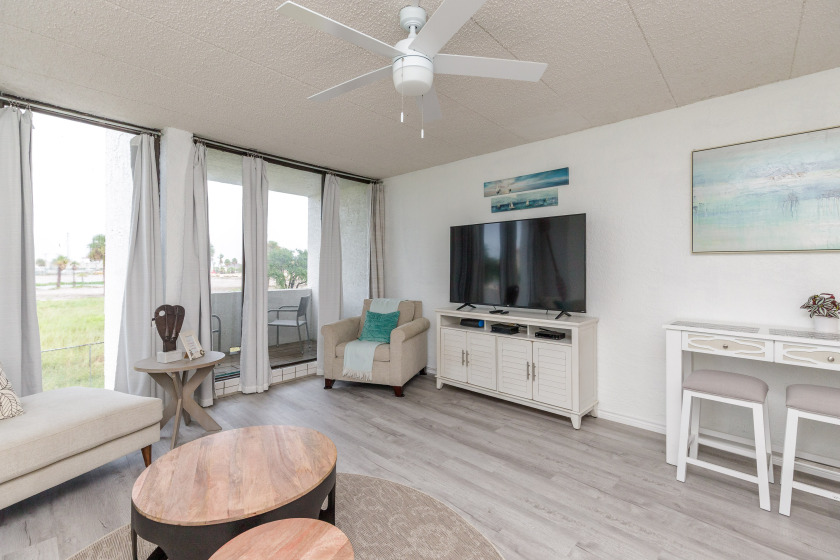 Plan your next vacation at this unique, three bedroom in an - Beach Vacation Rentals in Corpus Christi, Texas on Beachhouse.com