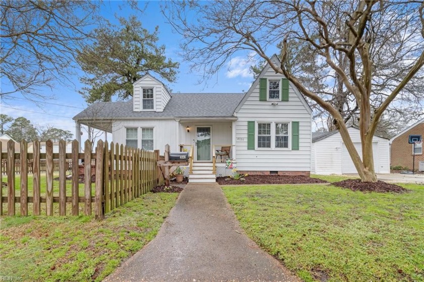 Wow! Charming Cape Cod located on a large corner lot! Gorgeous - Beach Home for sale in Portsmouth, Virginia on Beachhouse.com