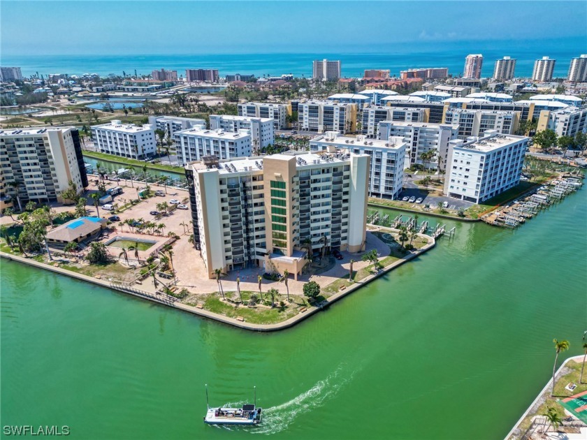 VIEWS, VIEWS, & MORE VIEWS! This 2 bed, 2 bath waterfront condo - Beach Condo for sale in Fort Myers Beach, Florida on Beachhouse.com