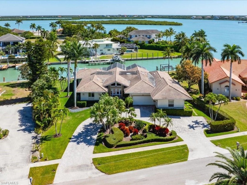 Estate Location! This home has been meticulously maintained with - Beach Home for sale in Marco Island, Florida on Beachhouse.com