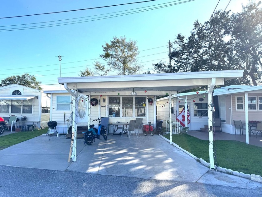 This Spacious 2 Bedroom, 1 Bath Partially Furnished Home is in - Beach Home for sale in Holiday, Florida on Beachhouse.com