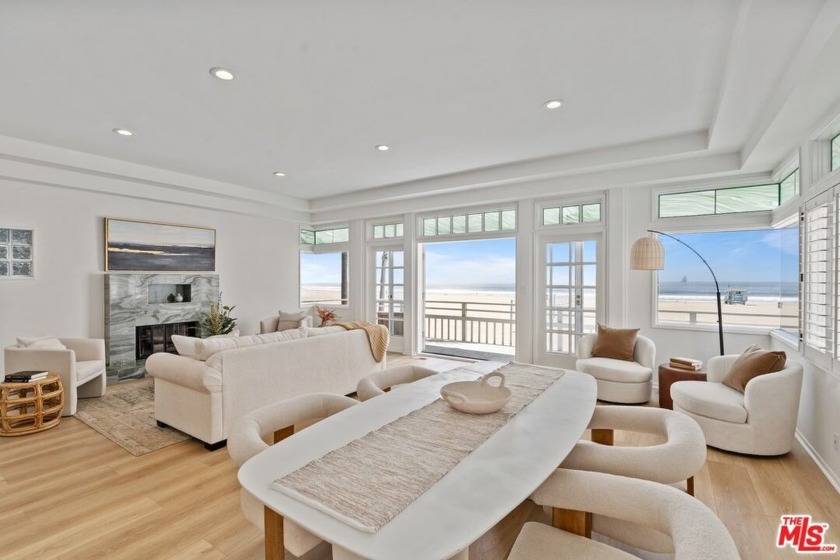 Welcome to this extremely rare and exceptional corner residence - Beach Home for sale in Marina Del Rey, California on Beachhouse.com