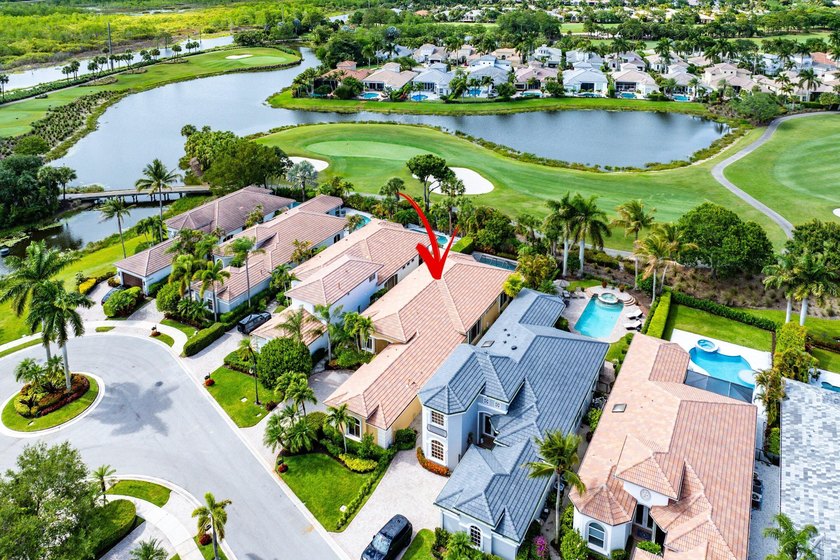 Discover this beautifully maintained single-story Chateau model - Beach Home for sale in Palm Beach Gardens, Florida on Beachhouse.com