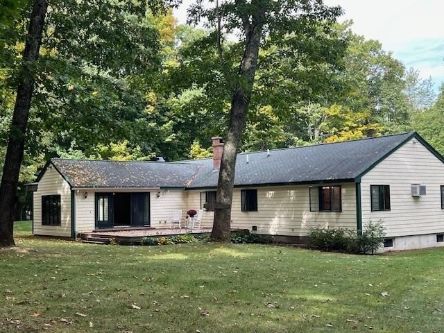 What a fantastic house, lot and private setting! This North - Beach Home for sale in North Hampton, New Hampshire on Beachhouse.com