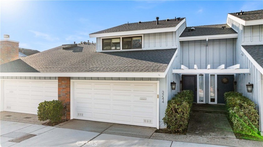 Welcome to 3244 Caminito Ameca, a beautifully upgraded 3 bedroom - Beach Townhome/Townhouse for sale in La Jolla, California on Beachhouse.com