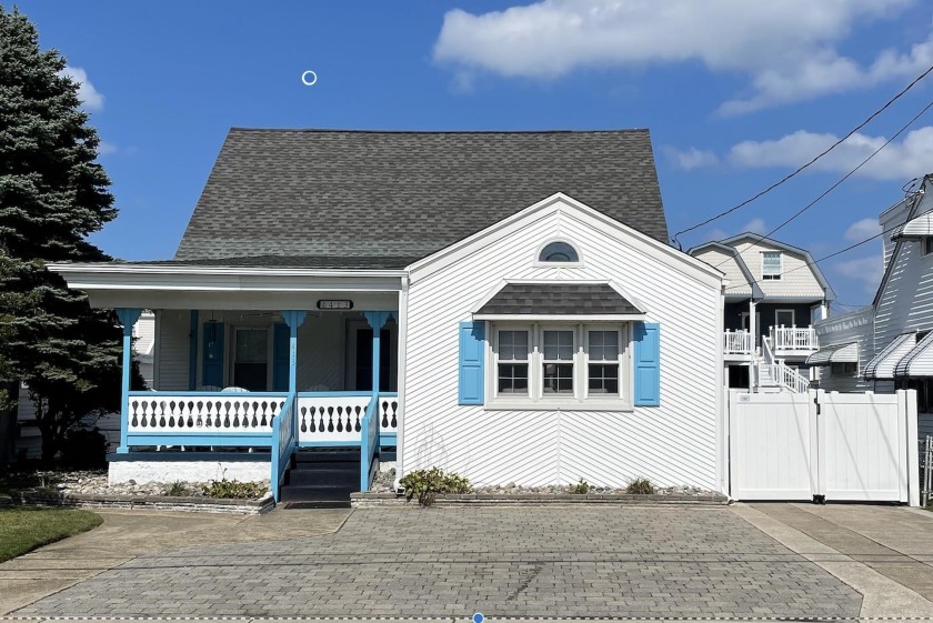 Have you been looking for a move in ready single family home on - Beach Home for sale in North Wildwood, New Jersey on Beachhouse.com