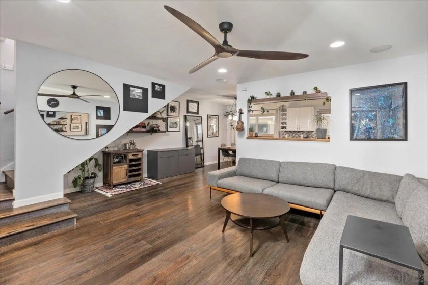 Discover your new home in the vibrant community of Point Loma - Beach Home for sale in San Diego, California on Beachhouse.com