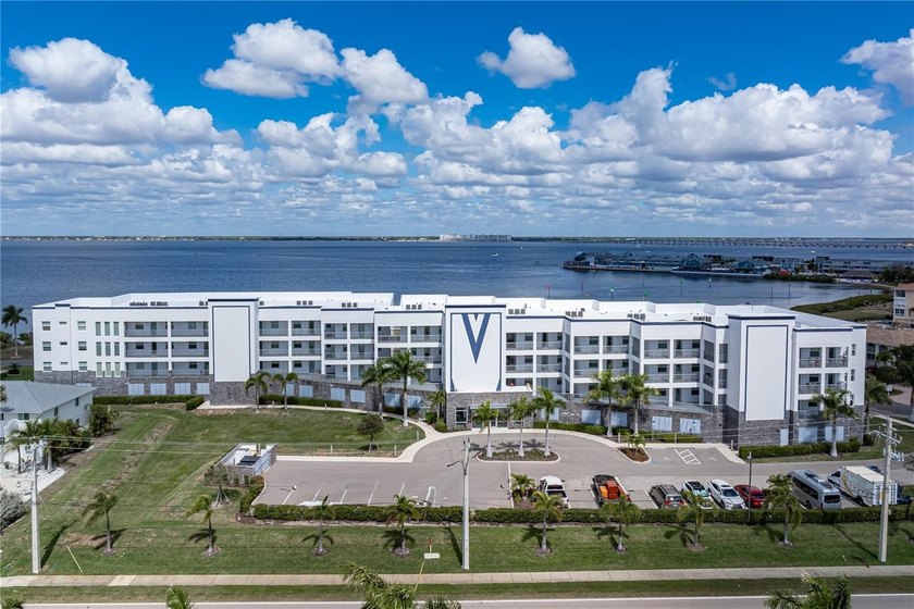 PARADISE POINTE CONDO W/UNOBSTRUCTED CHARLOTTE HARBOR VIEWS! The - Beach Condo for sale in Punta Gorda, Florida on Beachhouse.com