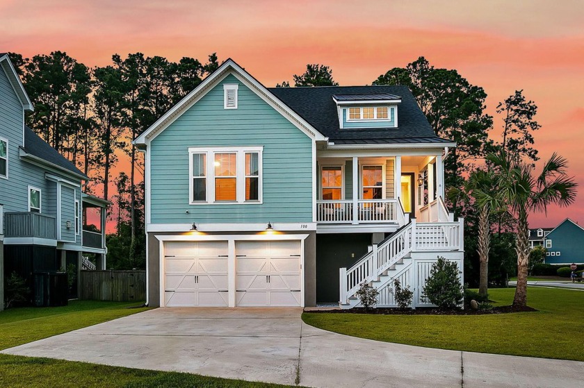 This stunning and meticulously maintained home looks like a new - Beach Home for sale in Wando, South Carolina on Beachhouse.com