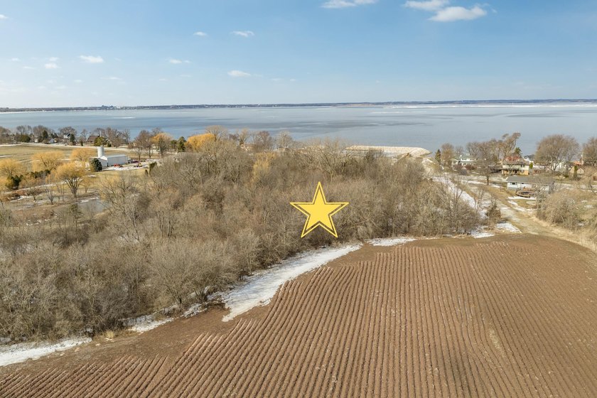 Stunning 3.73 acres of vacant land opportunity offering - Beach Acreage for sale in Green Bay, Wisconsin on Beachhouse.com