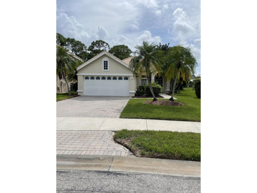 Well maintained home ready to make your own in the sought after - Beach Home for sale in Port Saint Lucie, Florida on Beachhouse.com