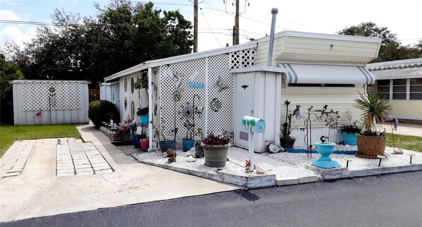 More pictures coming shortly.....

1 Bed / 1 Bath Home in - Beach Home for sale in St. Petersburg, Florida on Beachhouse.com