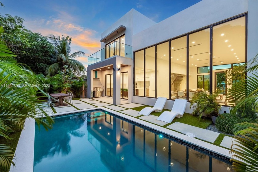 The next Buena Vista showpiece has arrived. Perfectly positioned - Beach Home for sale in Miami, Florida on Beachhouse.com