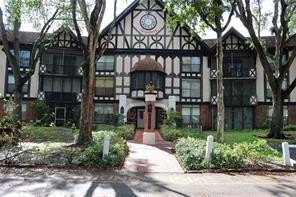 Large 1 Bedroom /1 & 1/2 Baths in a gated community! This well - Beach Condo for sale in Lauderhill, Florida on Beachhouse.com