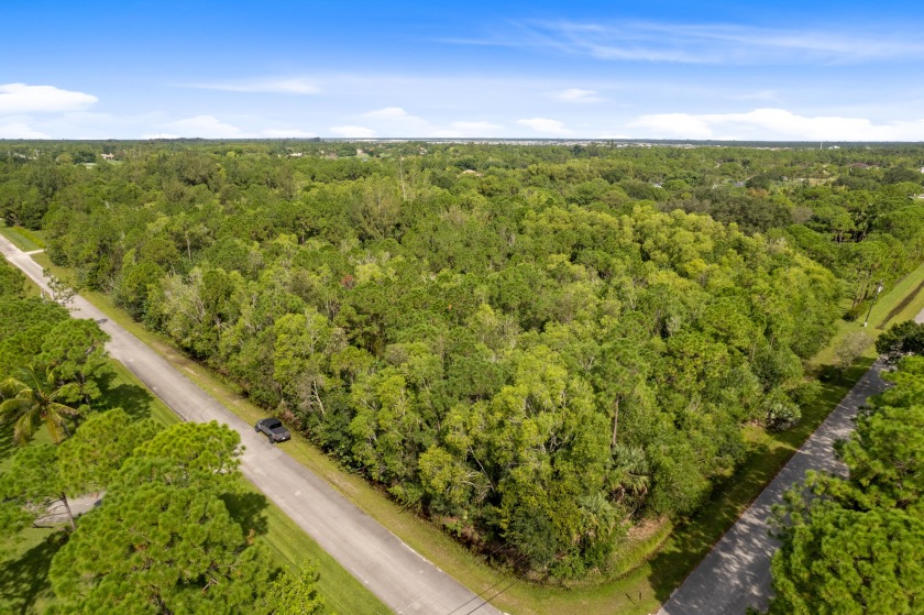 This beautiful 5 acre  equestrian parcel is a CORNER lot - Beach Acreage for sale in Palm Beach Gardens, Florida on Beachhouse.com