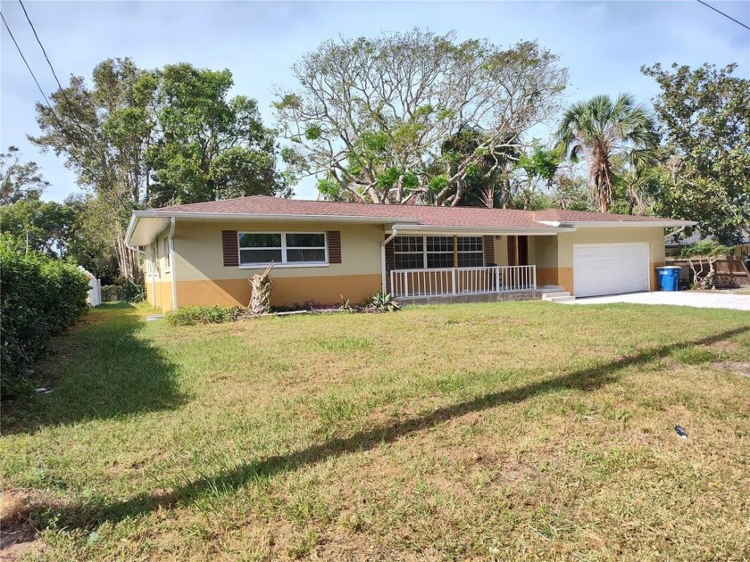 3 BR 3 BA oversized 2 car garage. XL FL room/bonus room. Home in - Beach Home for sale in Clearwater, Florida on Beachhouse.com