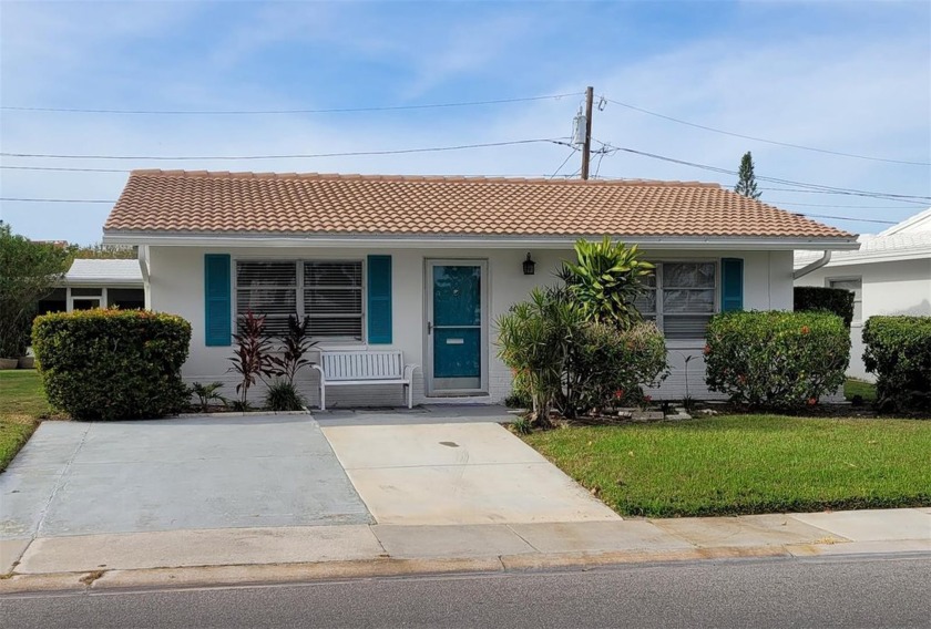 You are going to love this unique home in the 55+ community of - Beach Home for sale in Pinellas Park, Florida on Beachhouse.com