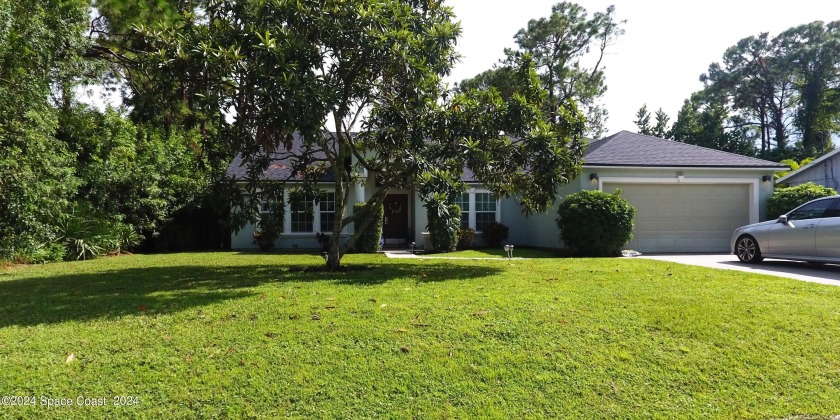 Welcome to this move in ready home. This charming 2115sqf home - Beach Home for sale in Palm Bay, Florida on Beachhouse.com