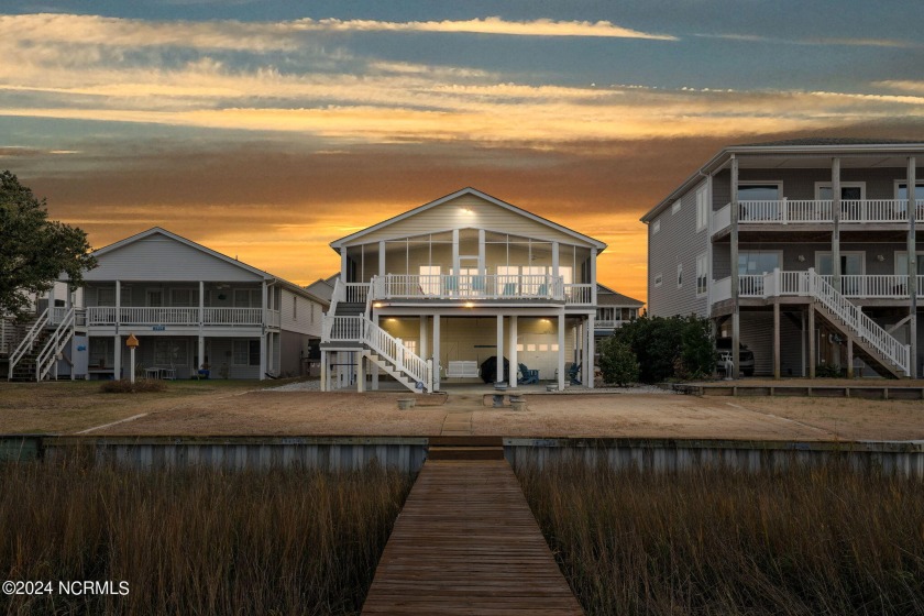 Introducing this impeccably maintained 5 bedroom, 4 bath home - Beach Home for sale in Oak Island, North Carolina on Beachhouse.com