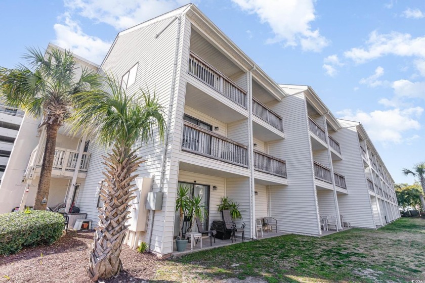 Welcome to this wonderful 2 bedroom, 2.5 bath unit in Ocean - Beach Condo for sale in Myrtle Beach, South Carolina on Beachhouse.com